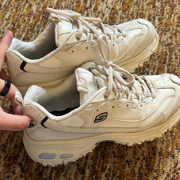 [SOLD!] Sketchers D’Lites the Original - Picture 5 of 9